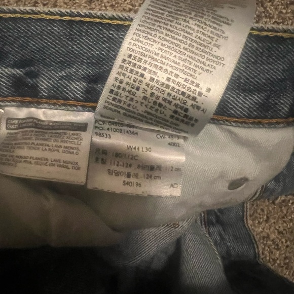 Levi Strauss & Co. 501. Size 44x40 - Picture 3 of 4